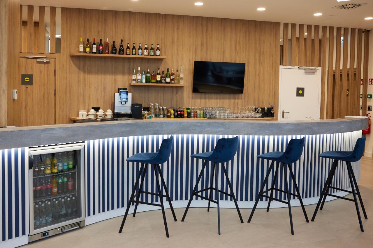 Hampton By Hilton Poznan Swarzedz Hotel Ngoại thất bức ảnh